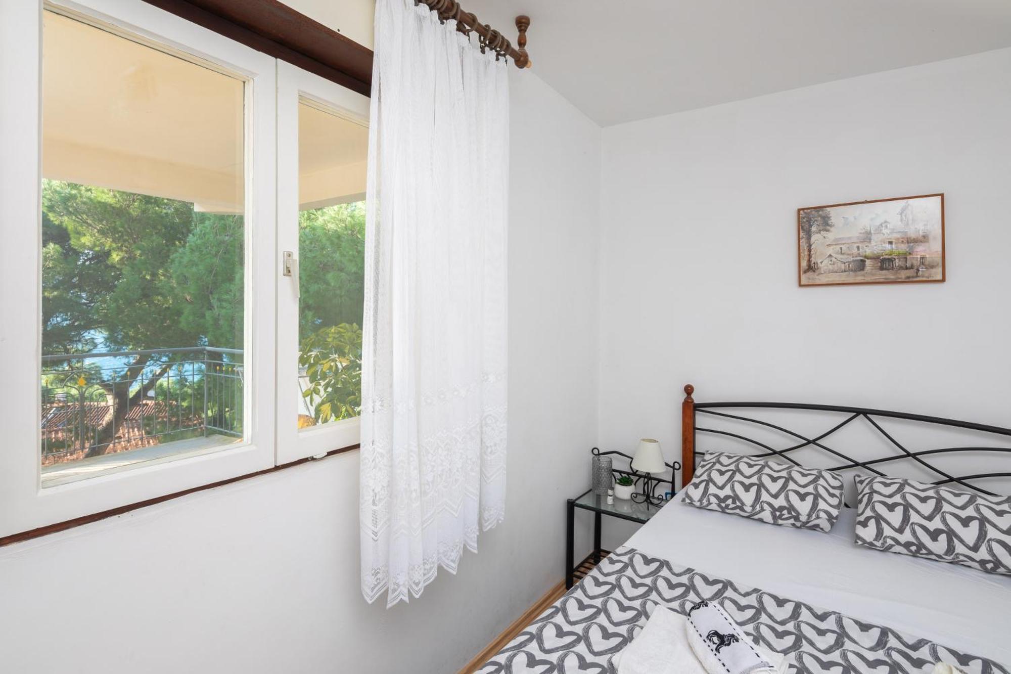 Urban Edge - Beach Apartments Omiš Kültér fotó