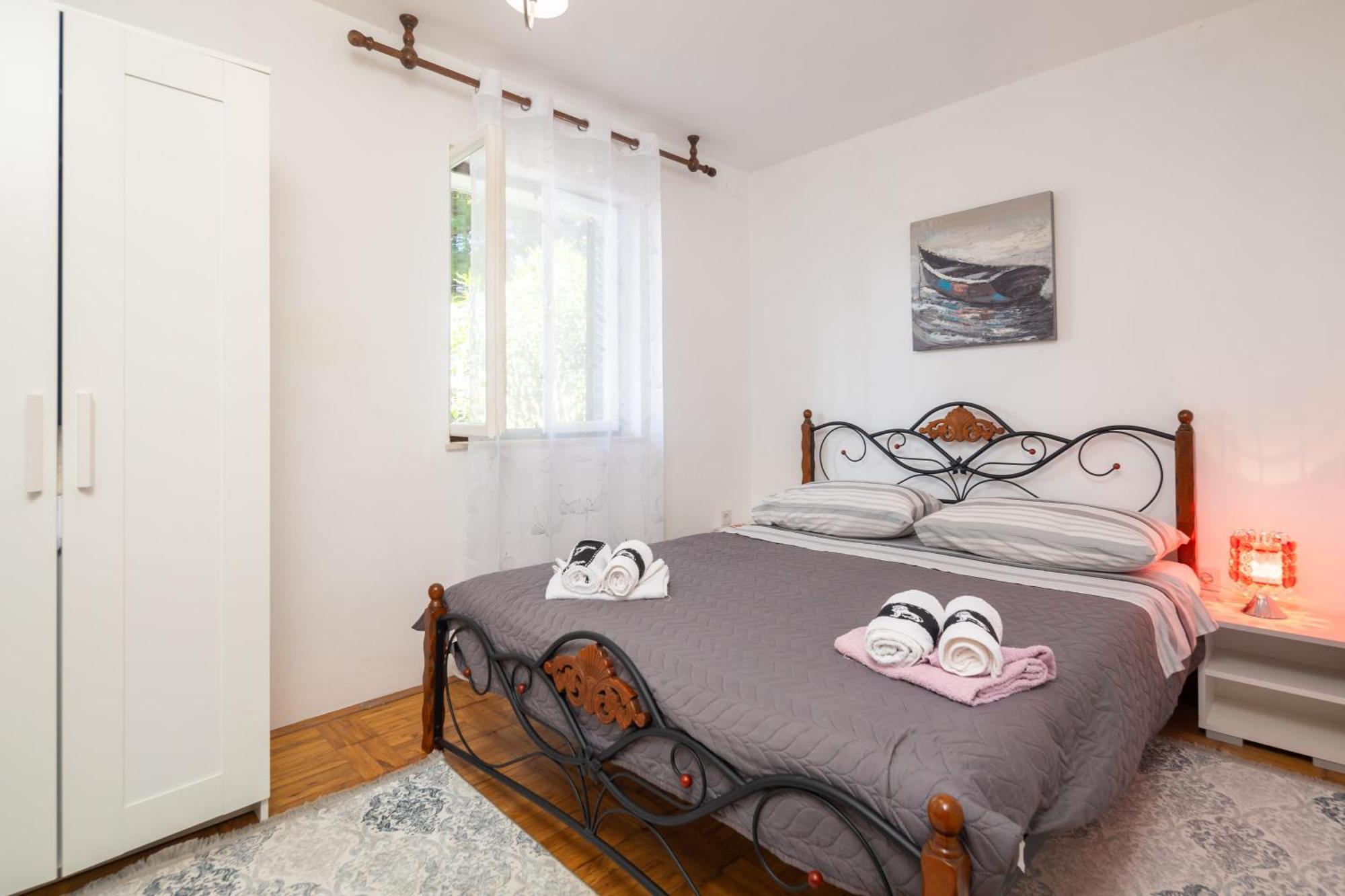 Urban Edge - Beach Apartments Omiš Kültér fotó