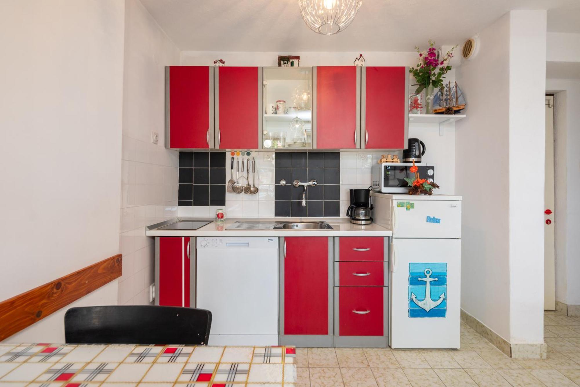 Urban Edge - Beach Apartments Omiš Kültér fotó