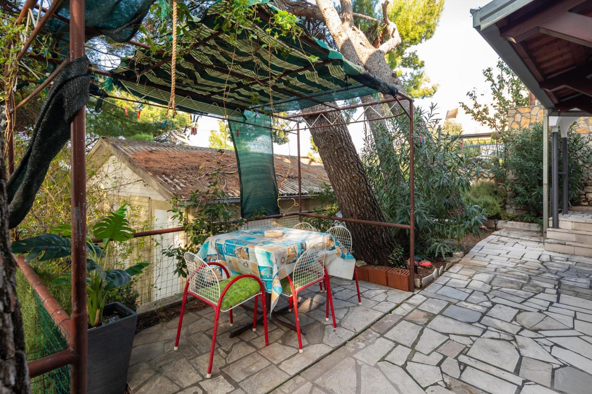 Urban Edge - Beach Apartments Omiš Kültér fotó