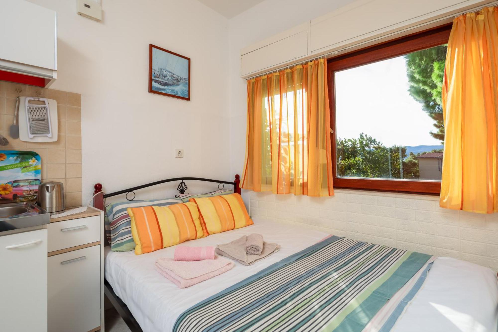 Urban Edge - Beach Apartments Omiš Kültér fotó